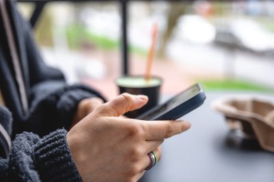 A Google Play visszaállítása a telefonon lépésről lépésre